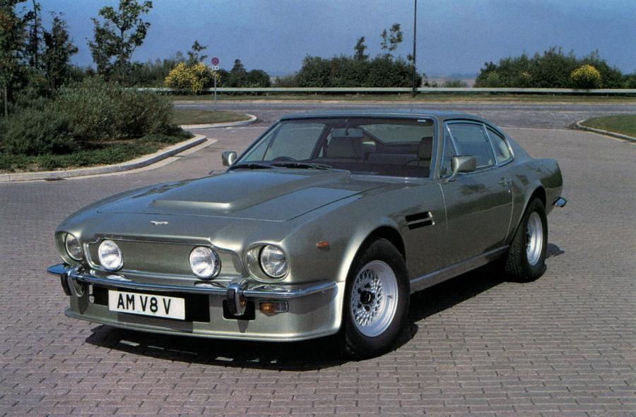  Aston Martin V8 Volante (Series I) 1978 года  (UK) (фото 2 из 30)